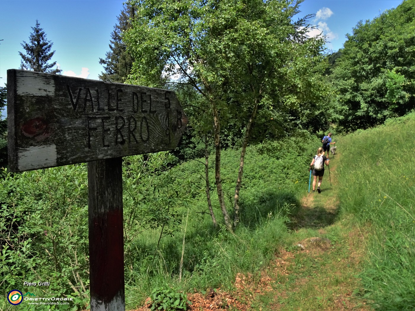 65 Imbocchiamo il sent. 519 B-Valle del ferro.JPG